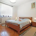 Bright With Garden And Balcony 公寓 Galižana