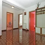 Bright With Garden And Balcony Apartment *