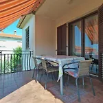 公寓 Bright With Garden And Balcony *