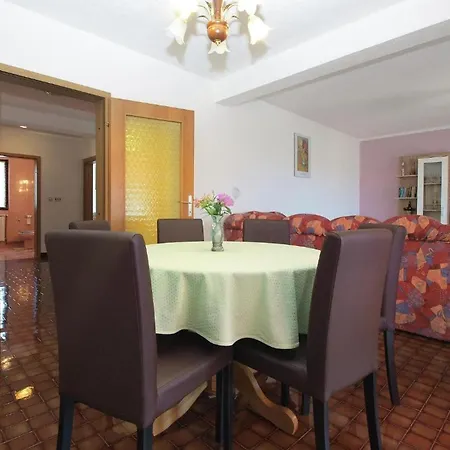 Lejlighed Bright With Garden And Balcony *