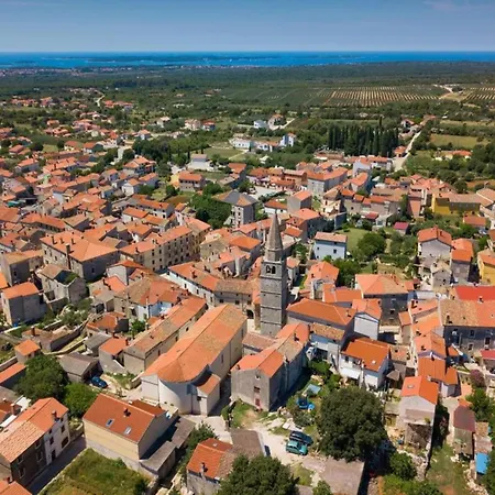 Appartement Bright With Garden And Balcony *